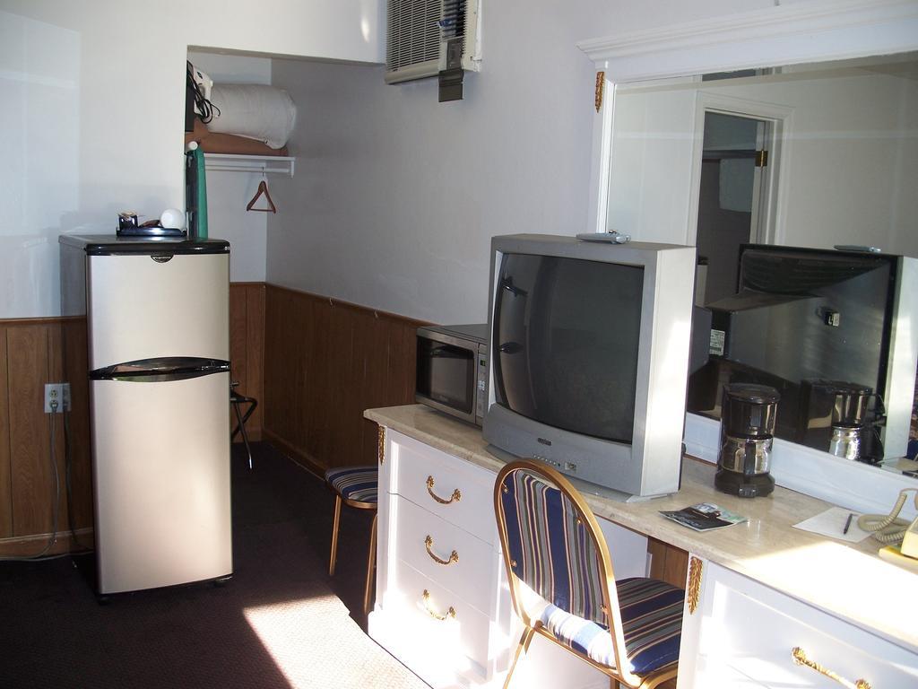 Great Lakes Motel Фримонт Номер фото