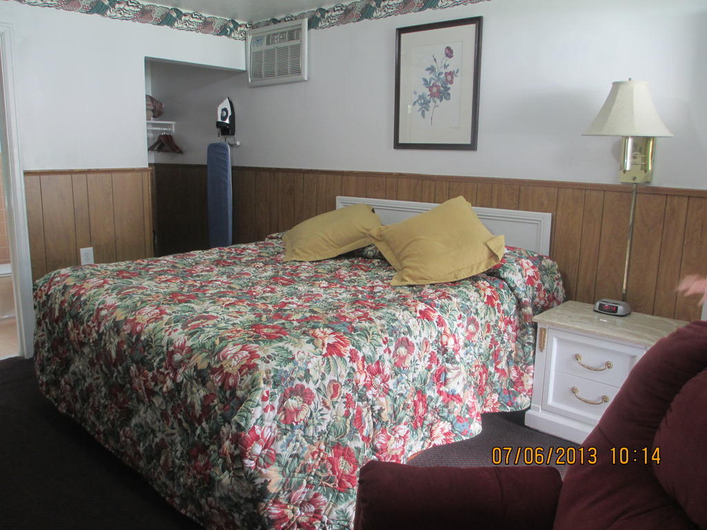Great Lakes Motel Фримонт Номер фото