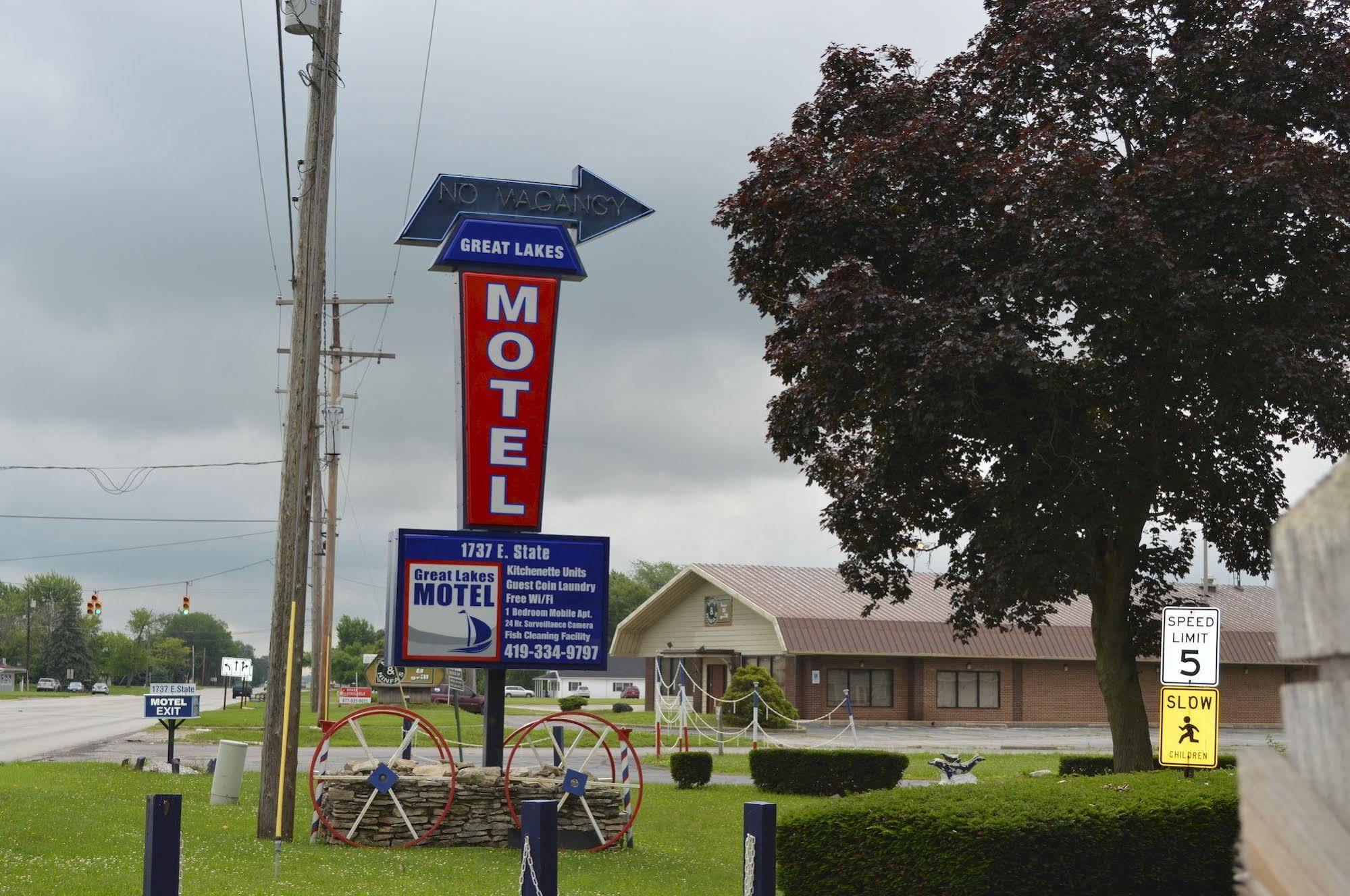 Great Lakes Motel Фримонт Экстерьер фото
