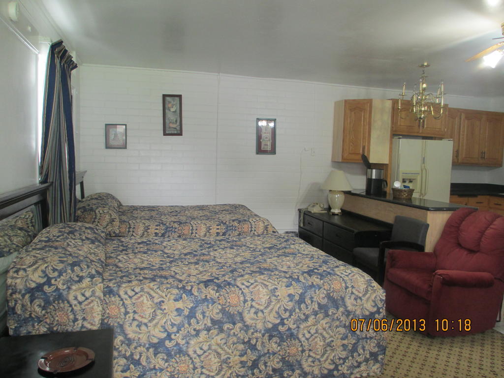 Great Lakes Motel Фримонт Экстерьер фото