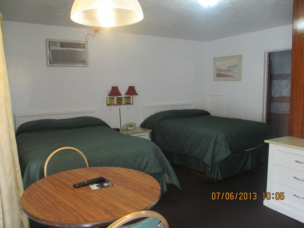 Great Lakes Motel Фримонт Экстерьер фото