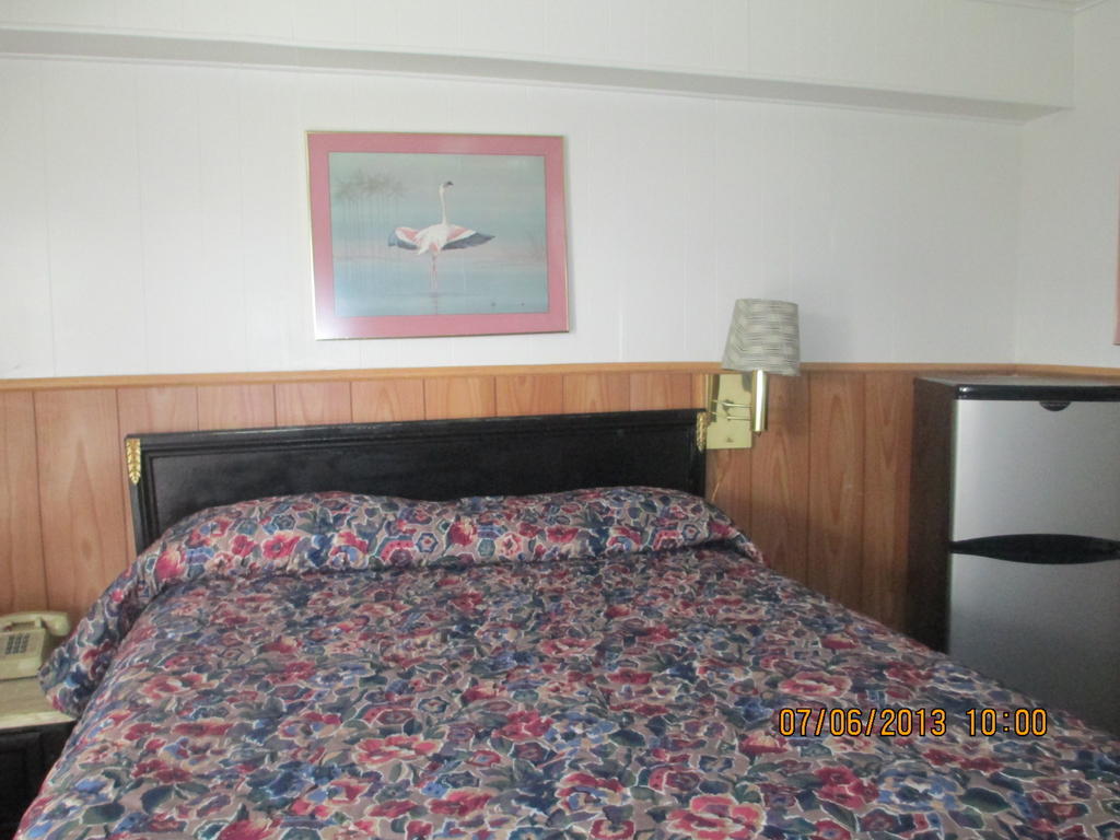 Great Lakes Motel Фримонт Экстерьер фото